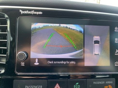 Used 2018 Mitsubishi Outlander SEL image 16