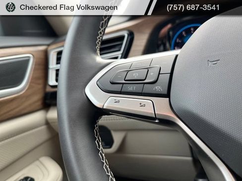 Used 2026 Volkswagen Atlas SE AWD/4WD image 38