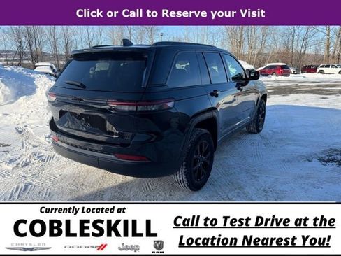 New 2026 Jeep Grand Cherokee Altitude AWD/4WD image 4