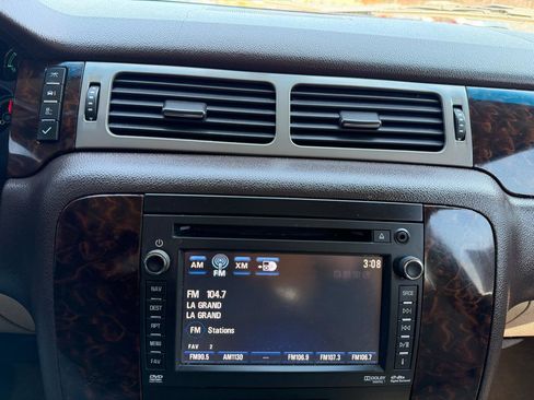 Used 2012 GMC Yukon Denali image 12