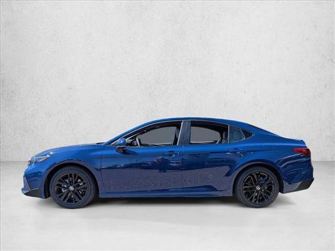 New 2026 Toyota Camry SE image 5