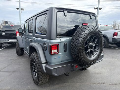 Certified 2025 Jeep Wrangler Willys image 5