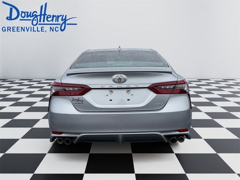 Used 2023 Toyota Camry XSE image 4