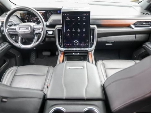 Used 2025 GMC Yukon Denali image 27