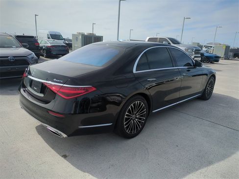 Used 2022 Mercedes-Benz S 580 S 580 w/ Rear Seat Package image 5