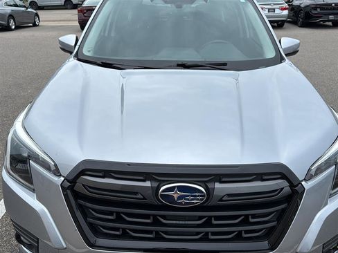 Used 2022 Subaru Forester Limited w/ Popular Package #3 AWD/4WD image 3