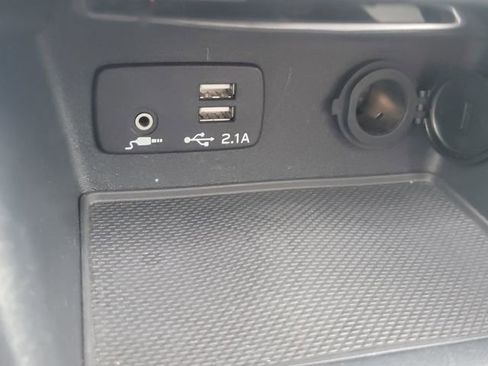 Used 2019 Subaru Forester Touring image 26