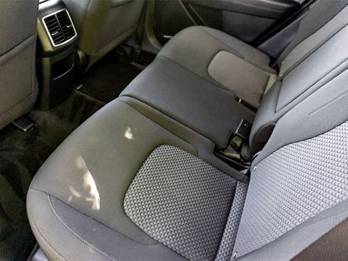 Used 2024 Kia Sportage LX image 27