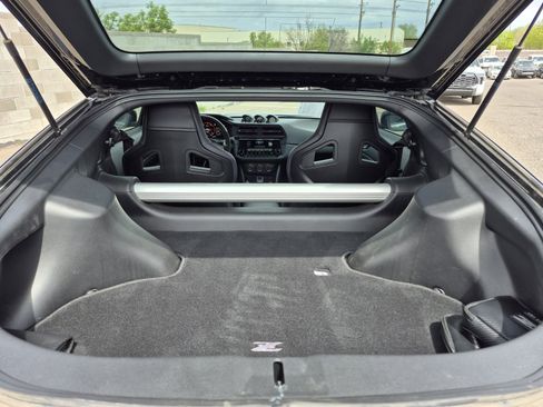 Used 2024 Nissan Z NISMO w/ Floor Mat Package image 18