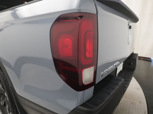 Used 2022 Honda Ridgeline Black Edition image 34