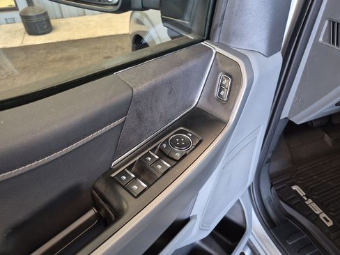 Used 2025 Ford F150 XLT w/ Equipment Group 302A MID image 13