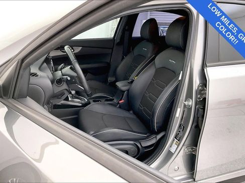Used 2022 Kia Forte GT-Line image 34
