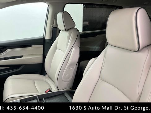 New 2026 Honda Odyssey Touring image 16