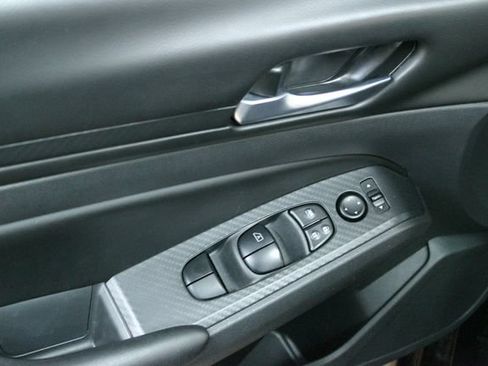 Used 2021 Nissan Altima 2.5 S AWD/4WD image 13