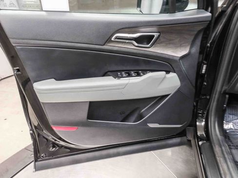 Used 2025 Kia Sportage X-Line AWD/4WD image 25
