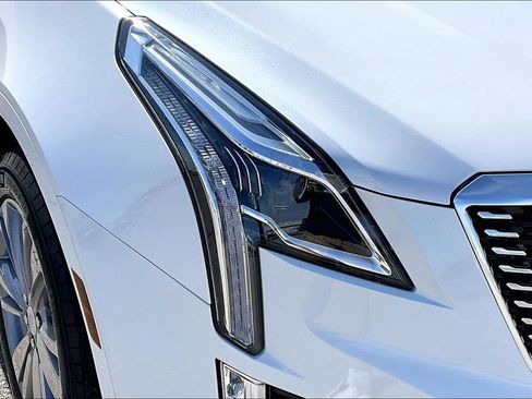 Used 2025 Cadillac XT5 Premium Luxury image 29