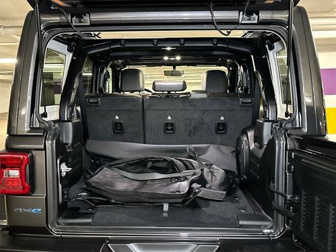 Used 2022 Jeep Wrangler Unlimited Rubicon 4xe w/ Cold Weather Group image 6