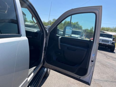 Used 2014 Chevrolet Silverado 3500 LT w/ Interior Plus Package AWD/4WD image 18