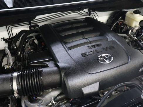 Used 2020 Toyota Tundra SR5 w/ TRD Off-Road Package image 23