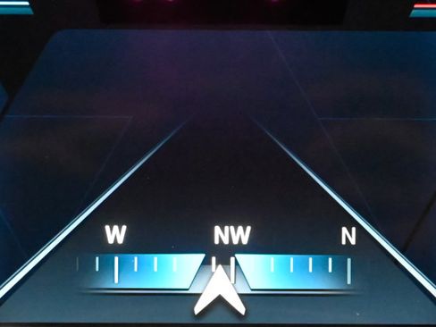 Used 2026 BMW M5 w/ Carbon Package image 86