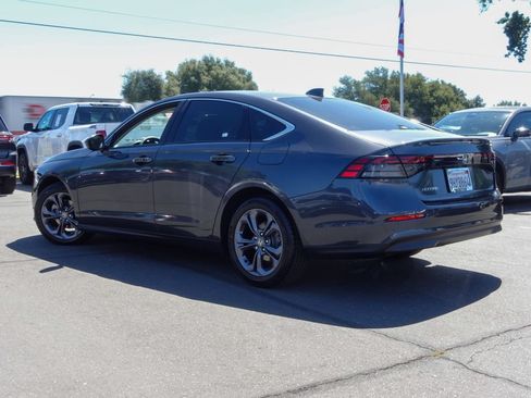 Used 2023 Honda Accord EX image 10