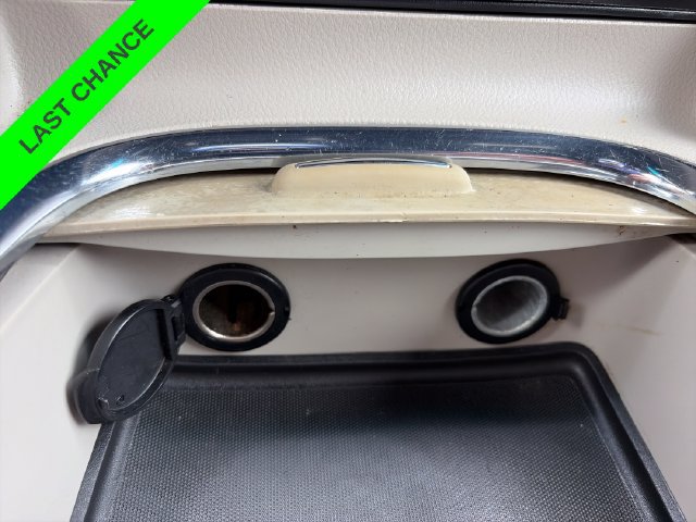 Used 2019 Dodge Grand Caravan SXT FWD image 19