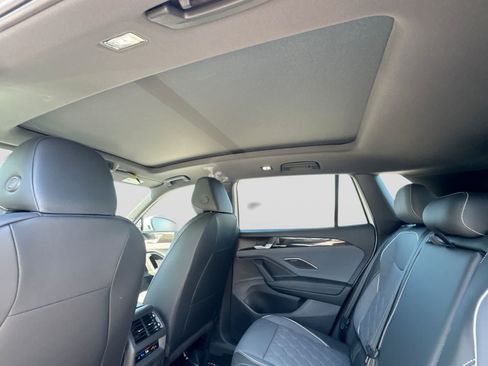 Used 2026 Volkswagen Tiguan SEL R-Line AWD/4WD image 18
