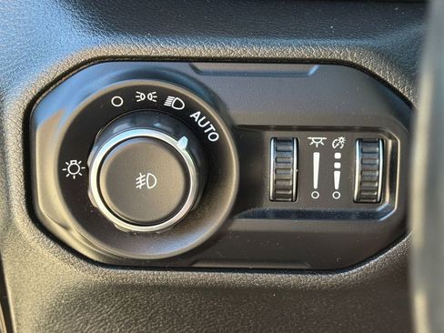 Used 2021 Jeep Wrangler Unlimited Sahara image 21