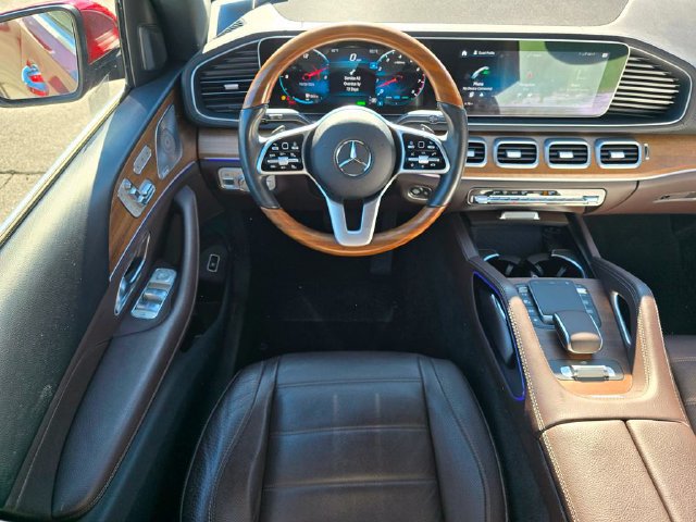 Used 2021 Mercedes-Benz GLS 450 4MATIC image 17