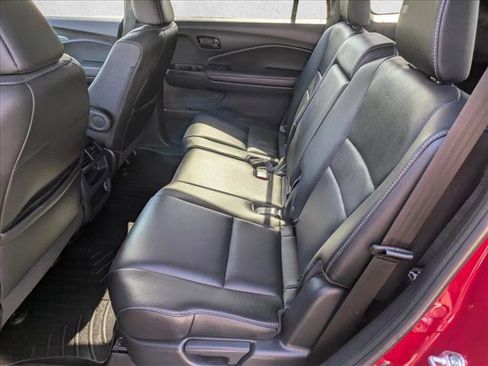 Certified 2023 Honda Passport EX-L image 15