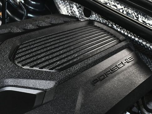 Used 2024 Porsche Macan image 67