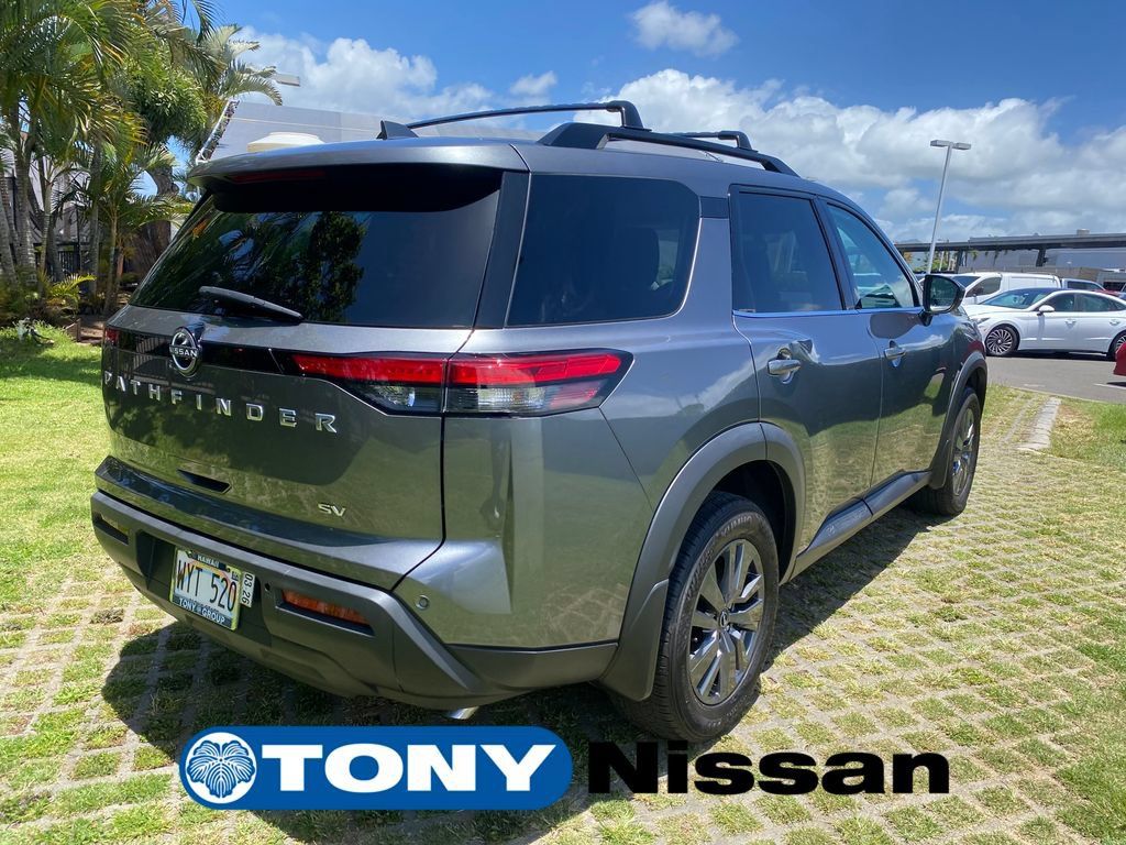 Used 2024 Nissan Pathfinder SV FWD image 17