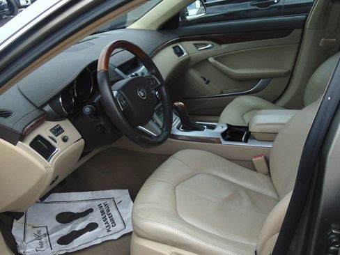 Used 2011 Cadillac CTS Premium image 6