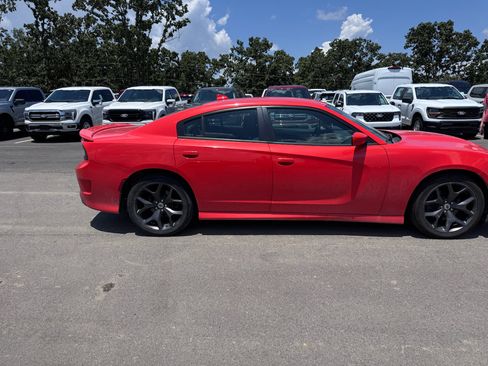 Used 2019 Dodge Charger GT RWD image 4