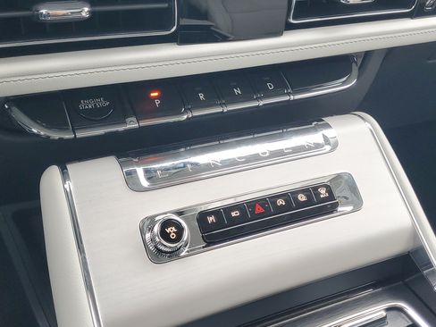 New 2026 Lincoln Aviator Reserve w/ Jet Appearance Package AWD/4WD image 21