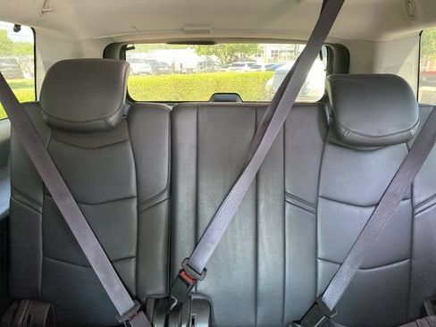 Used 2016 Cadillac Escalade ESV Luxury AWD/4WD image 16