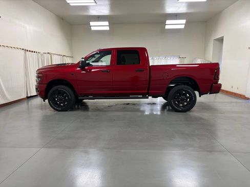New 2026 RAM 2500 Tradesman AWD/4WD image 4