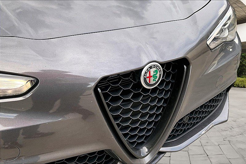 Used 2023 Alfa Romeo Giulia Sprint RWD image 23