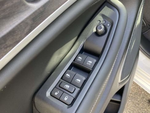 New 2026 Jeep Grand Cherokee L Limited AWD/4WD image 19