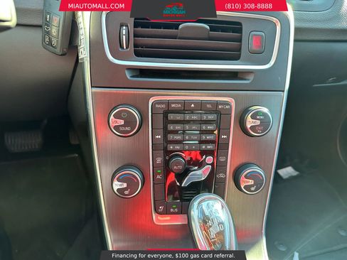 Used 2013 Volvo S60 T5 image 16