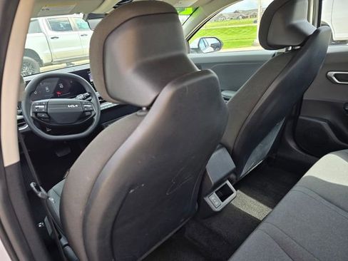 Used 2025 Kia K4 FWD image 23