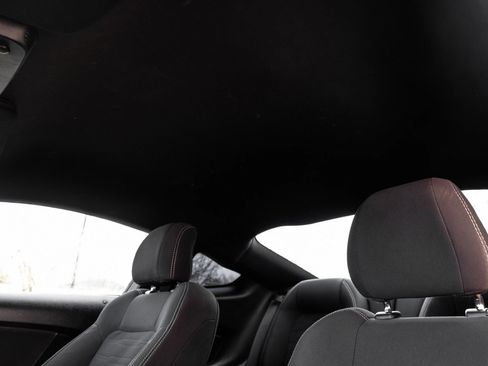 Used 2017 Ford Mustang GT RWD image 19