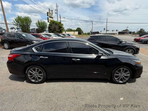 Used 2018 Nissan Altima 2.5 SR w/ SR Special Edition image 4