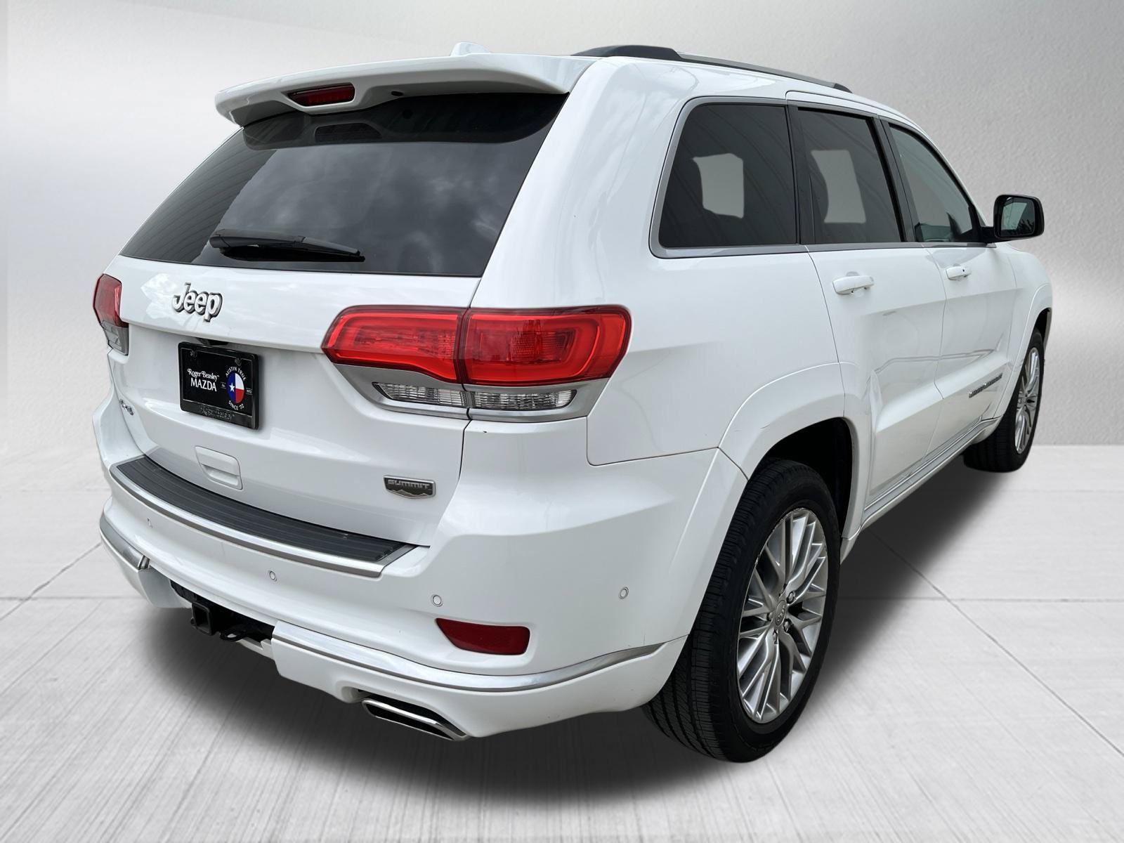 Used 2017 Jeep Grand Cherokee Summit w/ Platinum Series Group AWD/4WD image 9
