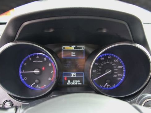 Used 2016 Subaru Legacy 2.5i Limited image 20