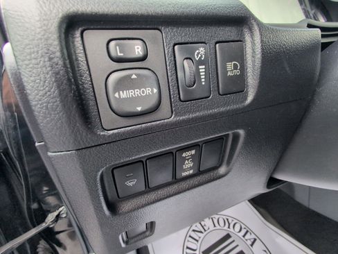 Used 2021 Toyota 4Runner Nightshade image 27