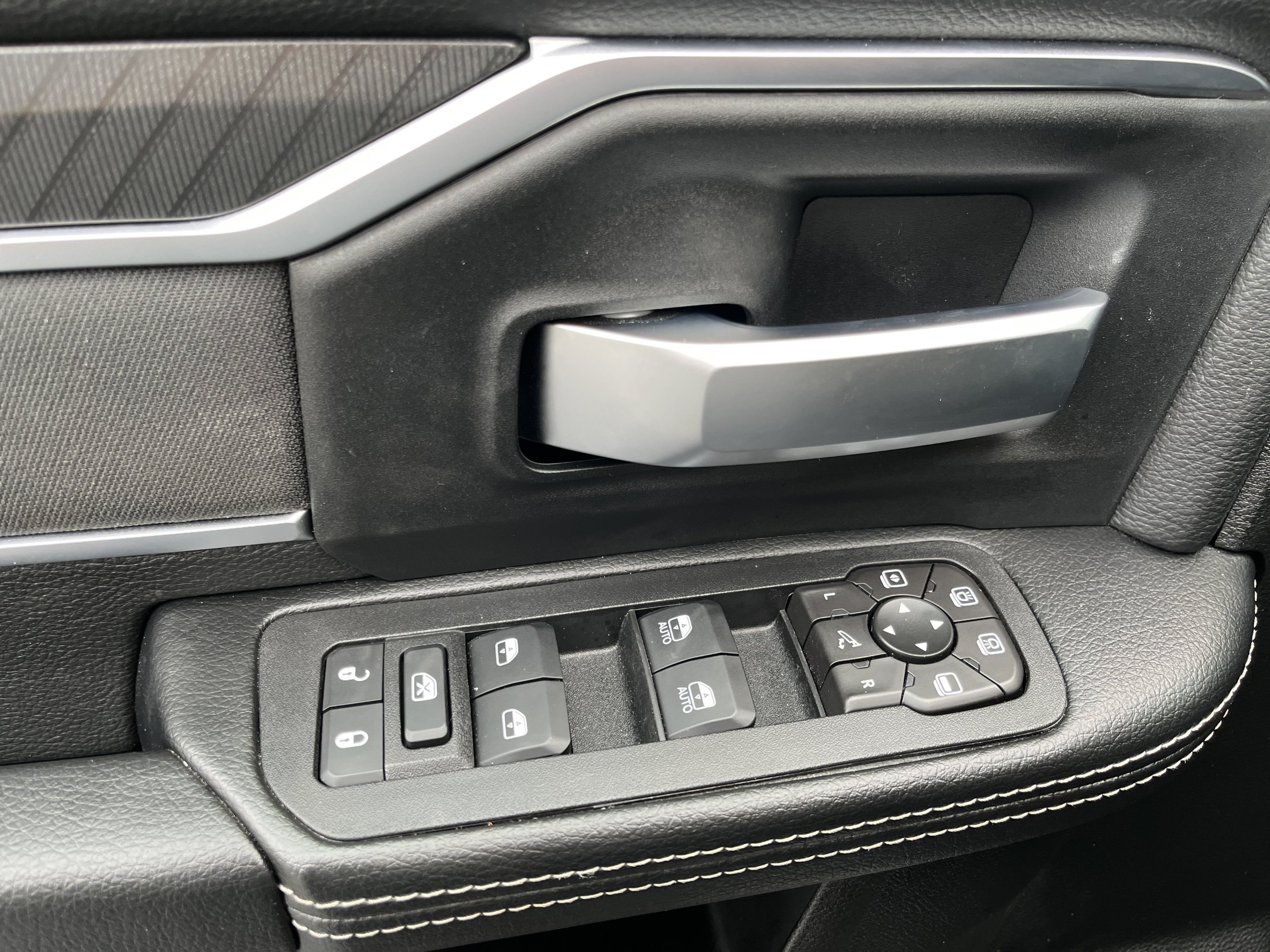 Used 2026 RAM 2500 Big Horn AWD/4WD image 14