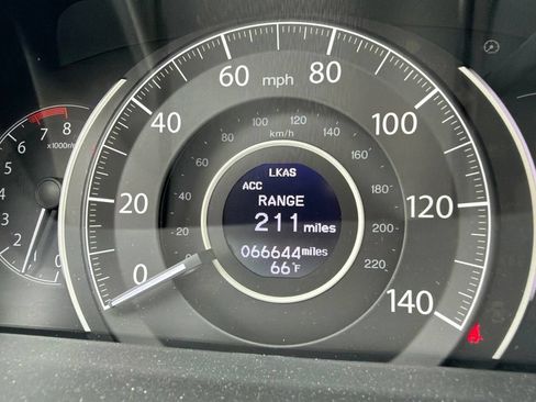 Used 2016 Honda CR-V Touring image 7
