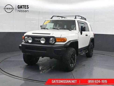 Used 2008 Toyota FJ Cruiser 4WD image 6