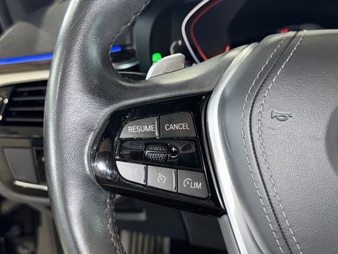 Used 2021 BMW 540i w/ Premium Package image 22